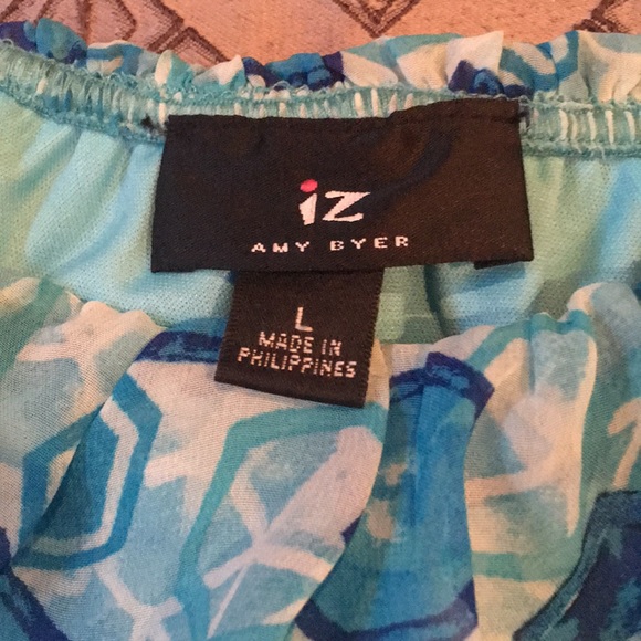 IZ Amy Byer one sleeve blouse - Picture 3 of 5